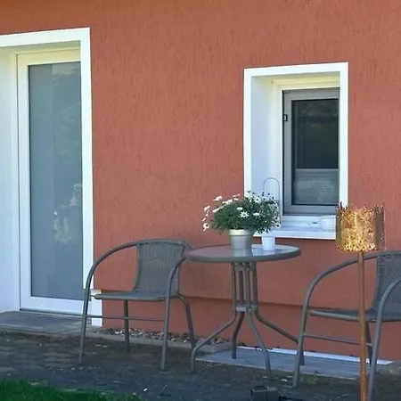 Daire Charmante Mit Kamin In Zarchlin Barkhagen